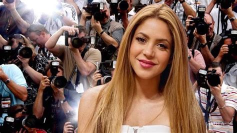 shakira desnuda sin censura|Shakira desnuda. Imágenes, vídeos y grabaciones sexuales de .